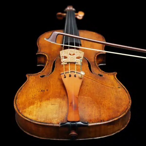Violin tillverkad av Michele Deconet i Venedig ca 1750 - inköpsår 2017